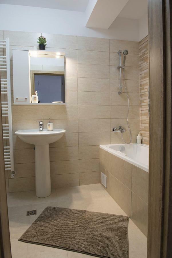Cassie Apartment Brasov Exterior photo